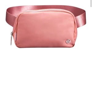 Lululemon belt bag